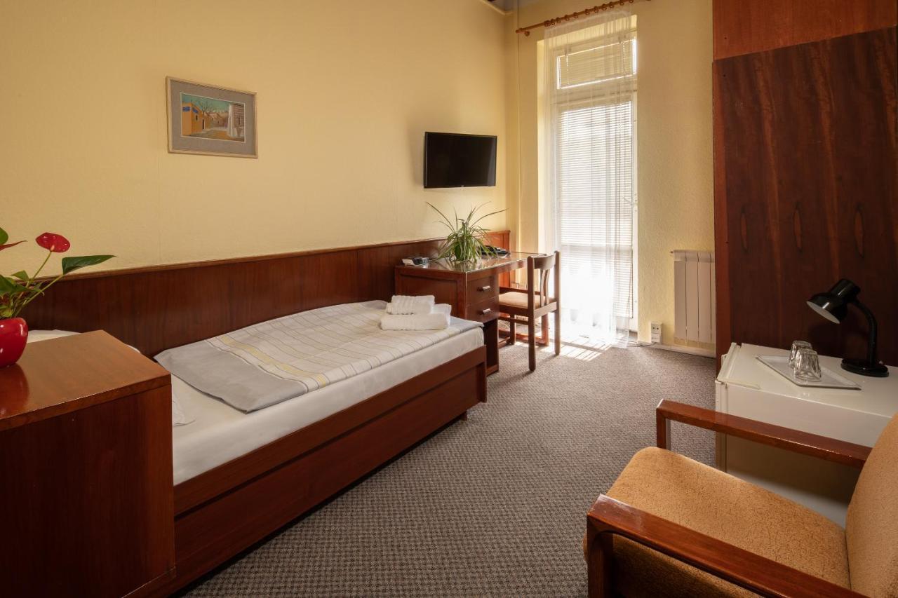 Reva Hotell Janske Lazne Exteriör bild